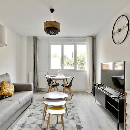 Chic Studio Near Paris - La Defense بوزو المظهر الخارجي الصورة